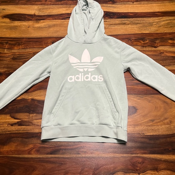 Adidas sage green lightly owned - Picture 1 of 1